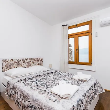 D'la Veria Apartment *