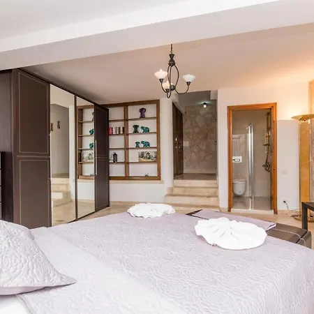 Apartment D'la Veria