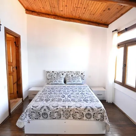 D'la Veria Apartment *