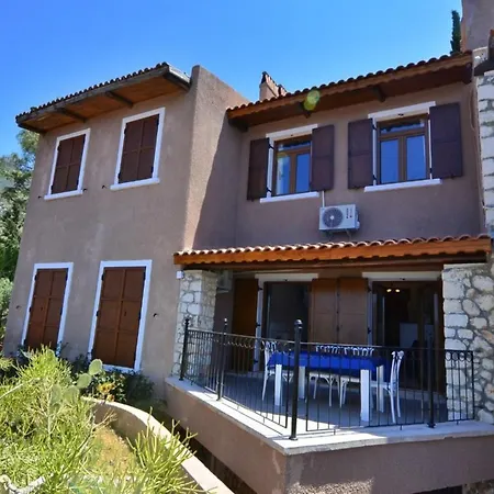 D'la Veria Apartment *